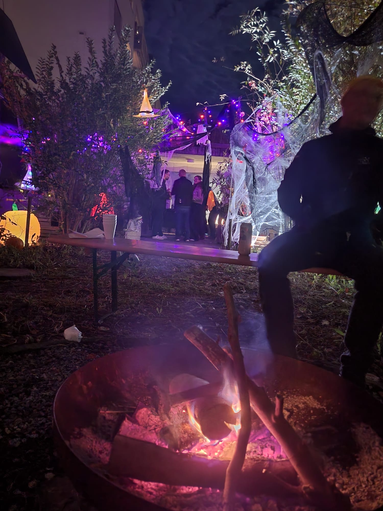 Feuer Halloween 2025